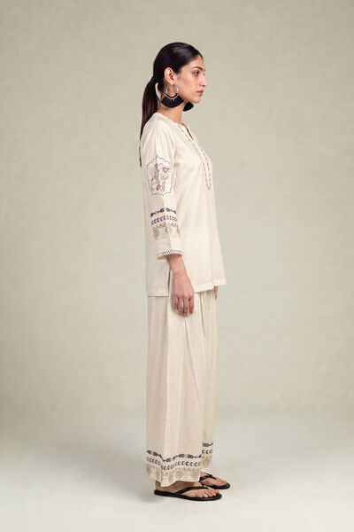 Embroidered | Cambric | Floral Cambric Pants | AED 200.00