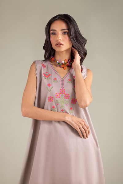 Embroidered | Cambric | Kurta | AED 150.00