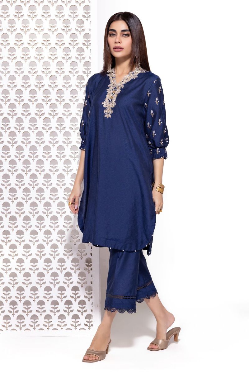 https://uae.khaadi.com/dw/image/v2/BJTG_PRD/on/demandware.static/-/Sites-khaadi-master-catalog/default/dw07651330/images/hi-res/esb24241_navy_1.jpg?sw=800&sh=1200