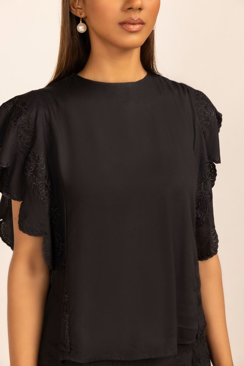  | Blouse | Embroidered | null