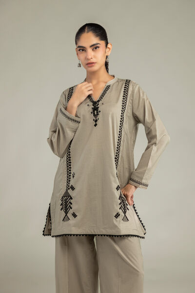 Embroidered | Cambric | Cambric V-Neck Kurta | AED 180.00