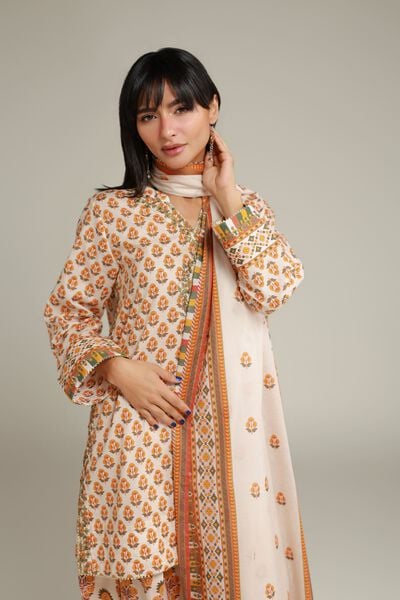 Embroidered | Cambric | Floral V-Neck Kurta | AED 130.00