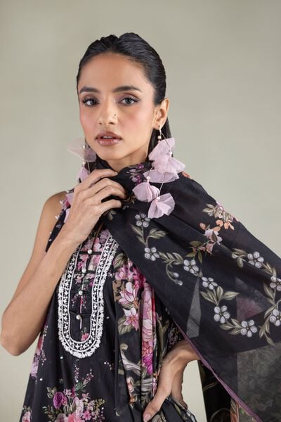 Embroidered | Cambric | Pearl Floral Kurta | AED 90.00