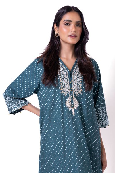  | Kurta | Embroidered | AED 100.00