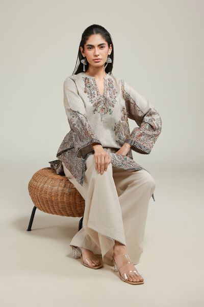 Printed | Jacquard | 2-Piece Tailored Set | AED 180.00