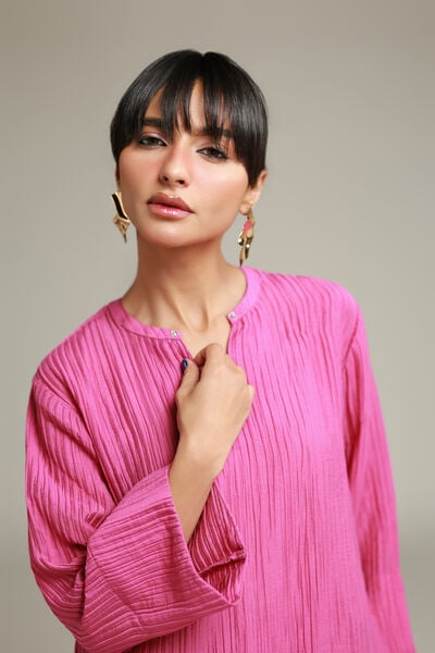 Dyed | Blended Crinkle | V-Neck Short Kurta | AED 150.00