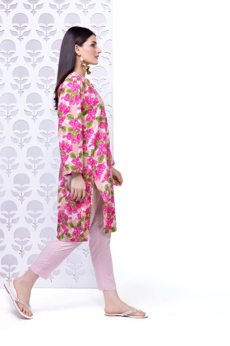 https://uae.khaadi.com/dw/image/v2/BJTG_PRD/on/demandware.static/-/Sites-khaadi-master-catalog/default/dw134fd857/images/hi-res/ebx7_multi_1.jpg?sw=800&sh=1200