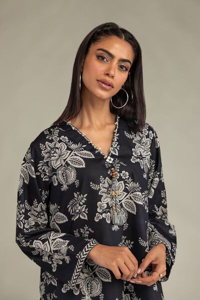 Printed | Cambric | Black Cambric Kurta | AED 150.00