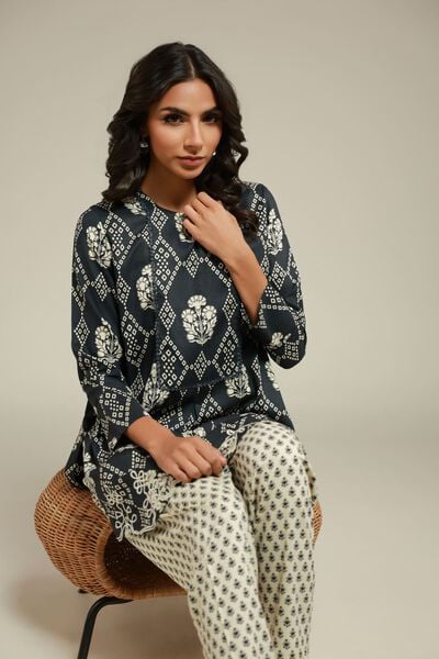 Embroidered | Viscose | Kurta | AED 100.00