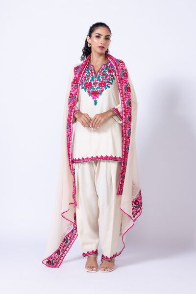  | Dupatta | Embroidered | AED 120.00