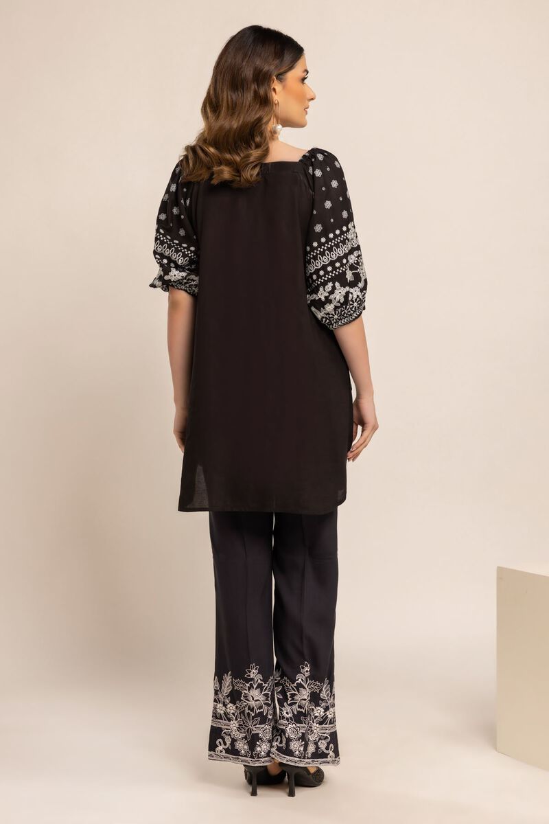  | Kurta | Embroidered | null