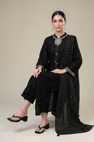 Embroidered | Light Khaddar | Black Khaddar Dupatta | AED 150.00