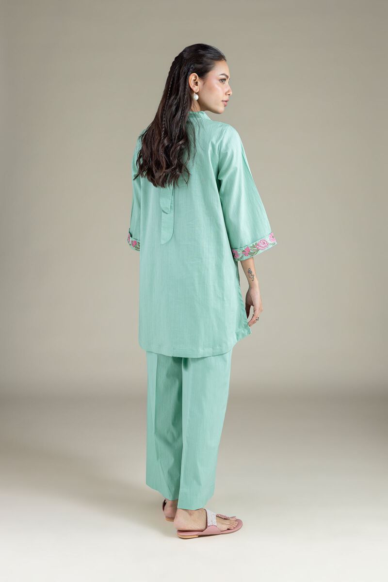 Embroidered | Textured Cambric | Floral Threadwork Kurta | AED 54.00