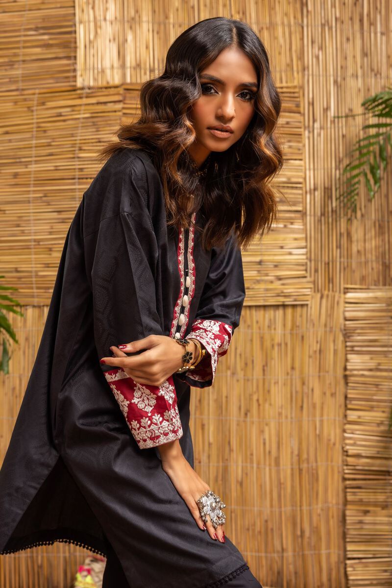  | Kurta | Embroidered | null