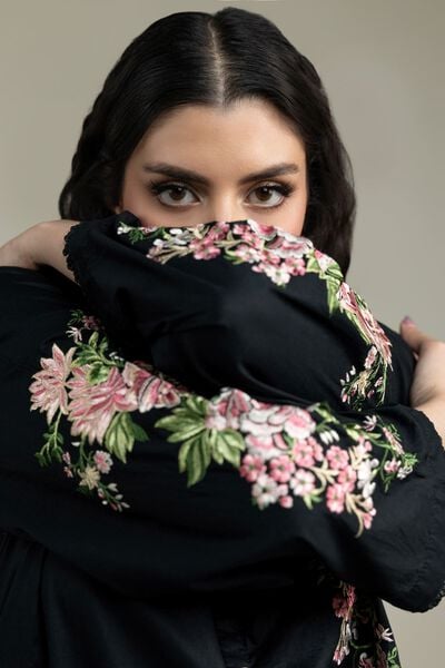Embroidered | Cambric | Black Round-Neck Kurta | AED 150.00