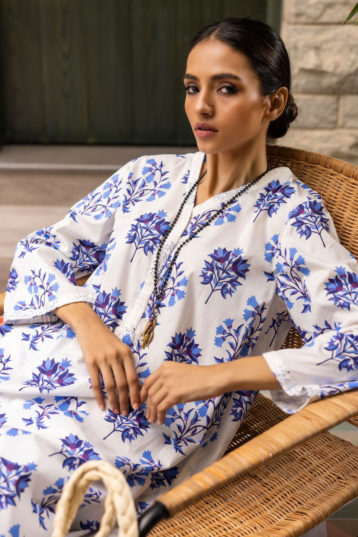 Buy Kurta Embroidered 27.00 AED 1001785653 Khaadi United