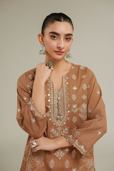 Embroidered | Raw Silk | Geometric Threadwork Kurta | AED 100.00
