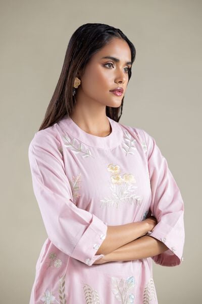 Embroidered | Cotton Dobby | Floral Threadwork Kurta | AED 180.00