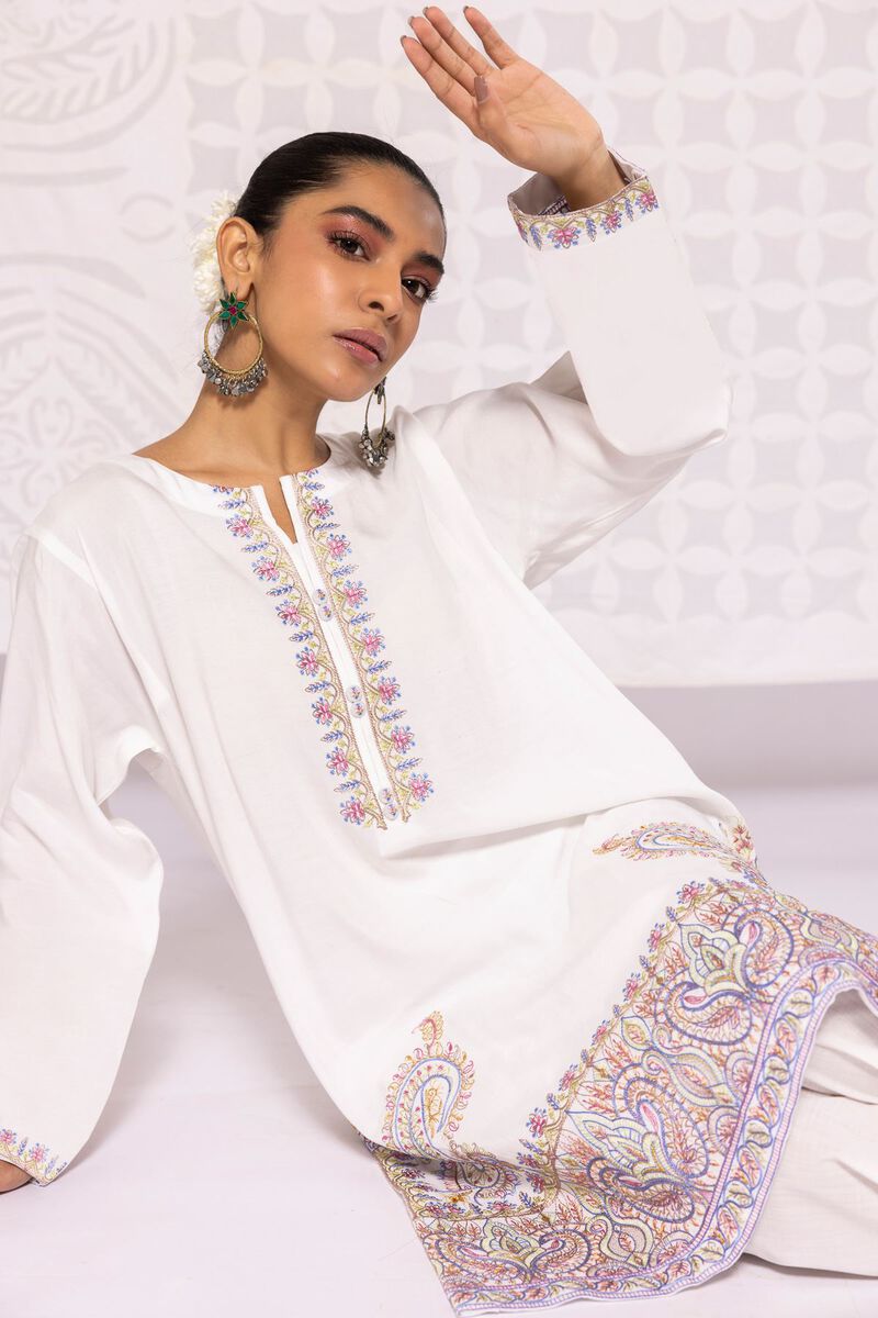  | Kurta | Embroidered | null