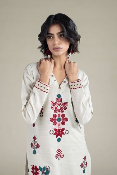 Embroidered | Khaddar | Kurta | AED 140.00