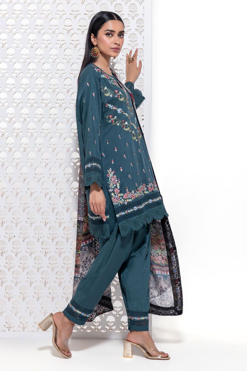 https://uae.khaadi.com/dw/image/v2/BJTG_PRD/on/demandware.static/-/Sites-khaadi-master-catalog/default/dw2741fa5c/images/hi-res/esb24197_teal_1.jpg?sw=800&sh=1200