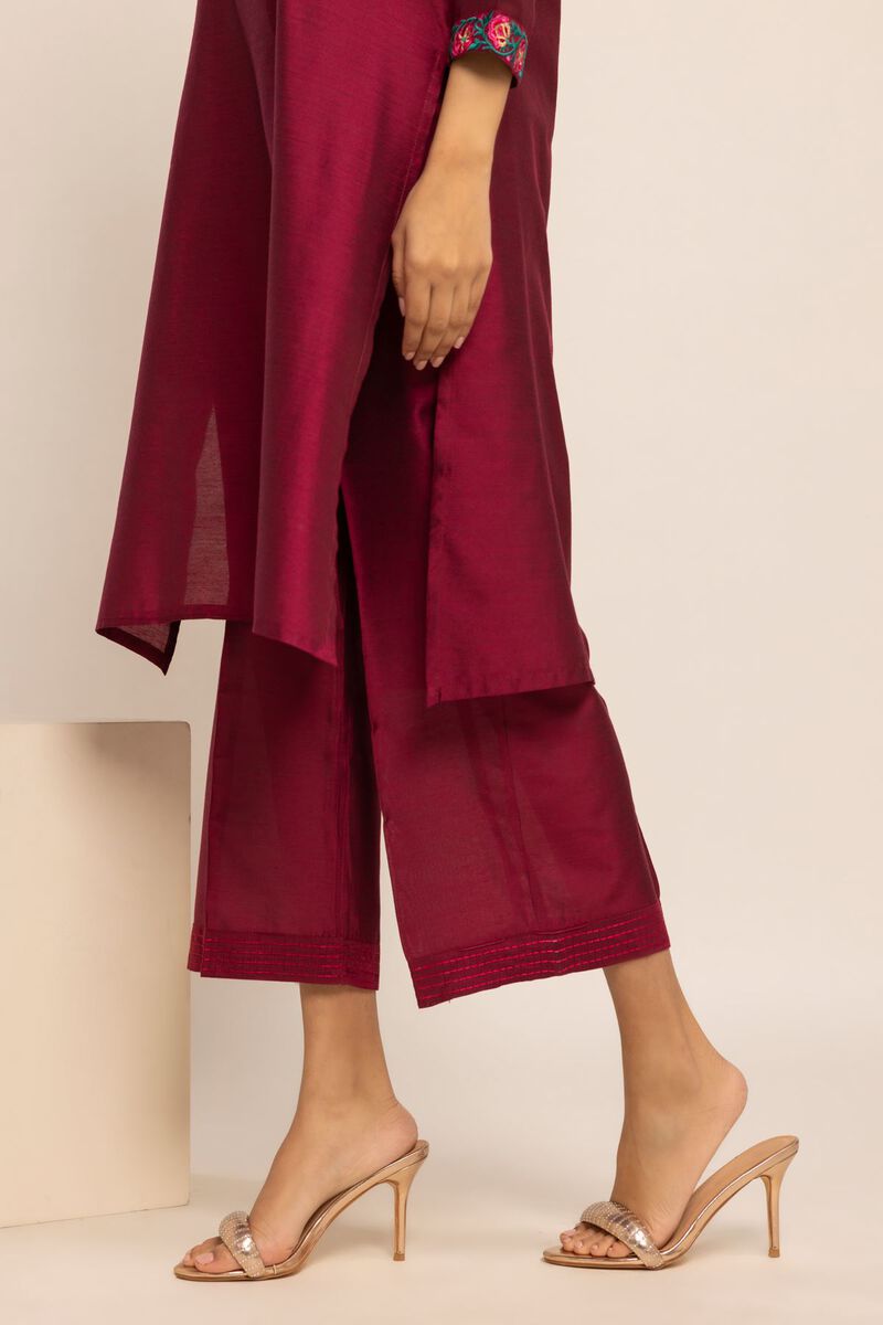 | Pants | Embroidered | null