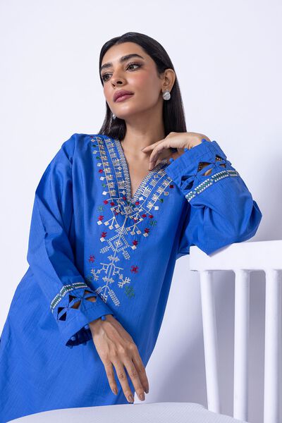  | Kurta | Embroidered | AED 120.00