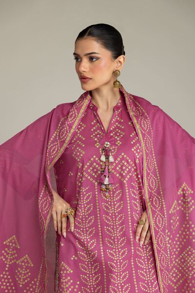 Embroidered | Cambric | Cambric 3-Piece Co-ord | AED 204.00
