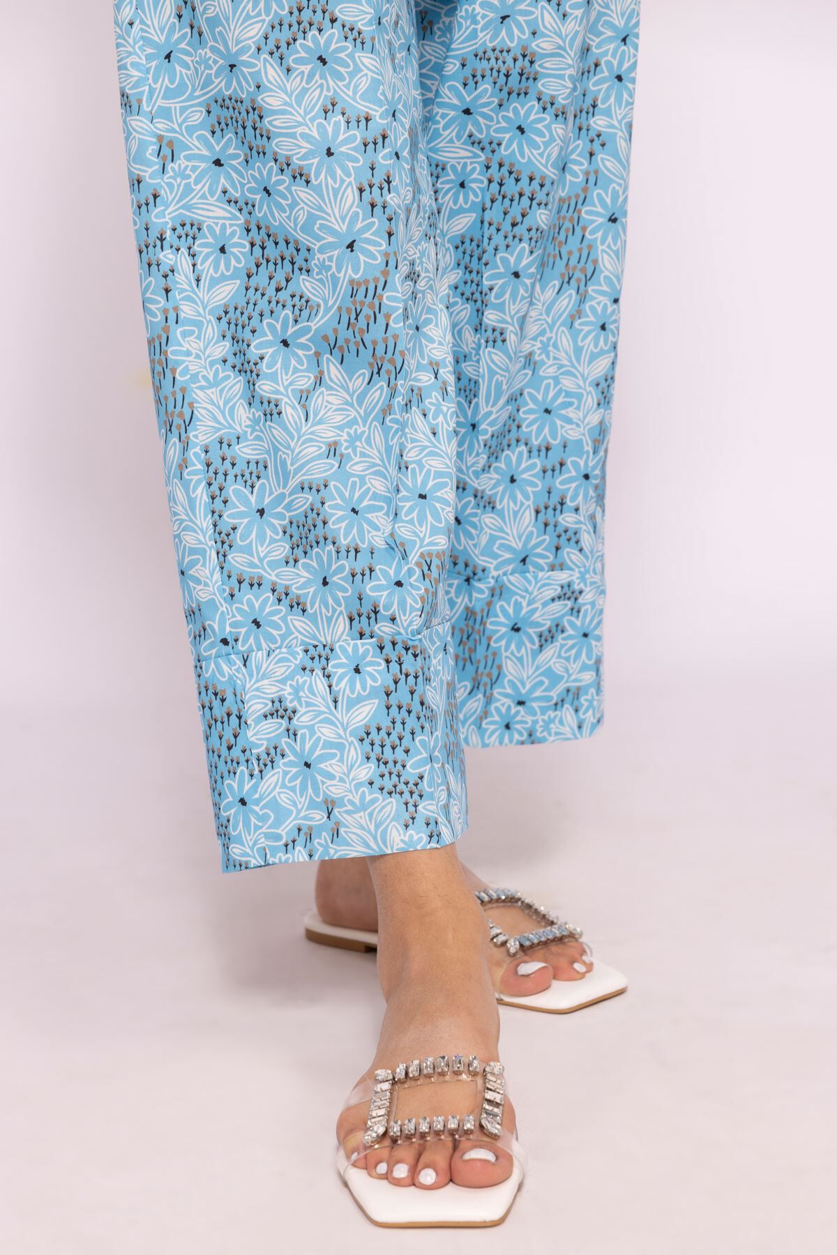 Khaadi trousers on sale