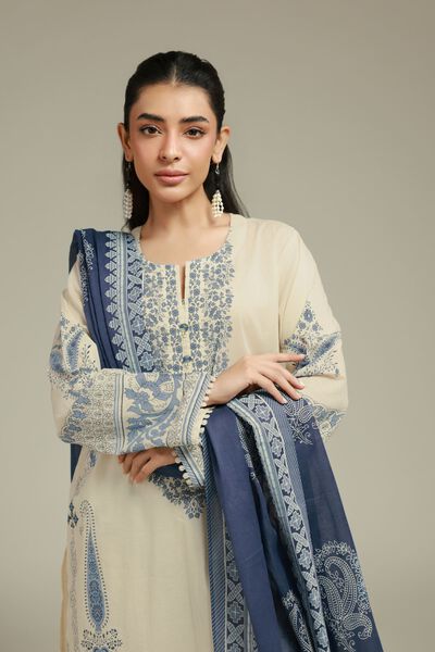 Printed | Cambric | Fabrics 3 Piece | AED 180.00