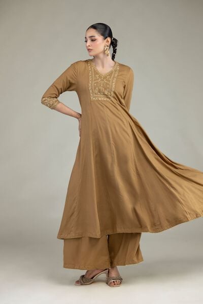 Embroidered | Raw Silk | V-Neck Silk Kurta | AED 69.00