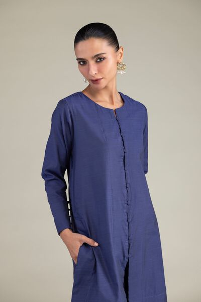Dyed | Textured Raw Silk | Solid Navy Kurta | AED 200.00
