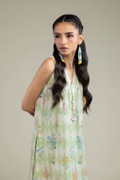 Printed | Cambric | Sleeveless Floral Kurta | AED 150.00