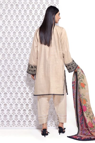 Crosshatch | Embroidered | Fabrics 3 Piece | AED 200.00