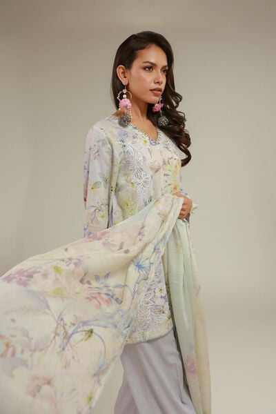 Embroidered | Raw Silk | Floral 3-Piece Set | AED 325.00