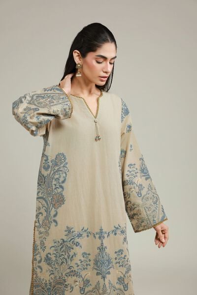 Dyed | Jacquard | Jacquard Tailored Set | AED 180.00