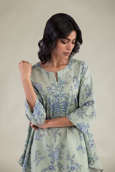 Embroidered | Cambric | Kurta | AED 150.00