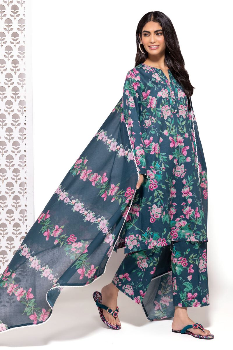 https://uae.khaadi.com/dw/image/v2/BJTG_PRD/on/demandware.static/-/Sites-khaadi-master-catalog/default/dw375efab2/images/hi-res/eeb24514b_teal_1.jpg?sw=800&sh=1200