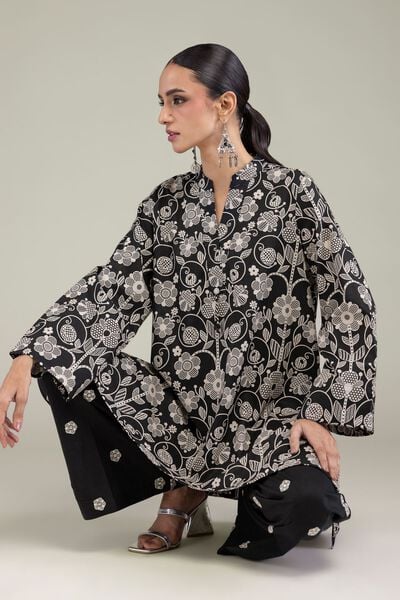 Embroidered | Cambric | Black V-Neck Kurta | AED 100.00