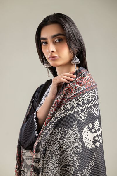 Embroidered | Mesuri | Black Mesuri Dupatta | AED 80.00