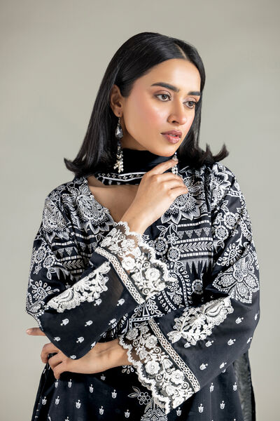 Embroidered | Lawn | Tailored Lawn Set | AED 168.00
