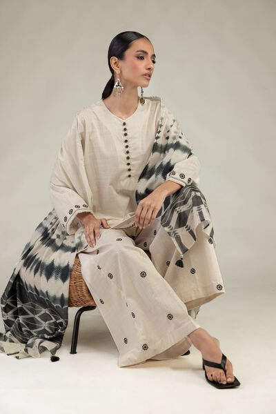 Textured Lawn | Embroidered | Textured Lawn Dupatta | AED 80.00