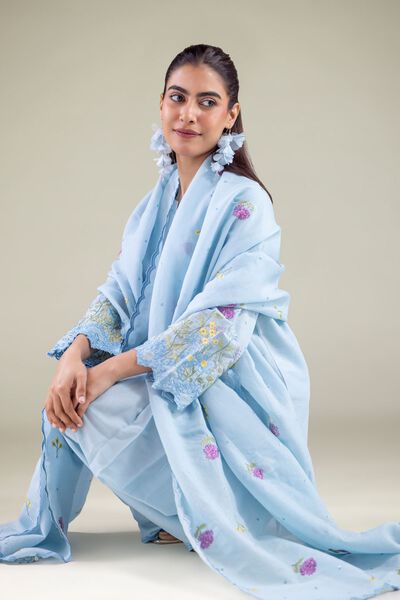 Embroidered | Mesuri | Floral Draped Dupatta | AED 75.00