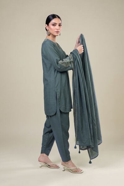 Embroidered | Light Khaddar | Blue Solid Shalwar | AED 130.00