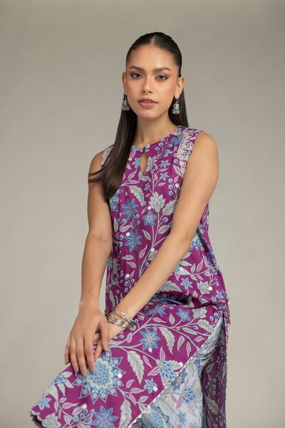 Embroidered | Cotton Viscose | Floral Sleeveless Kurta | AED 100.00