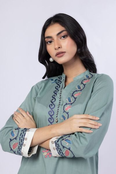 Embroidered | Crosshatch Poplin | Kurta | AED 140.00