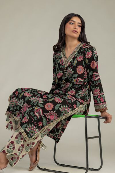 Embroidered | Cambric | Floral Cambric Kurta | AED 180.00