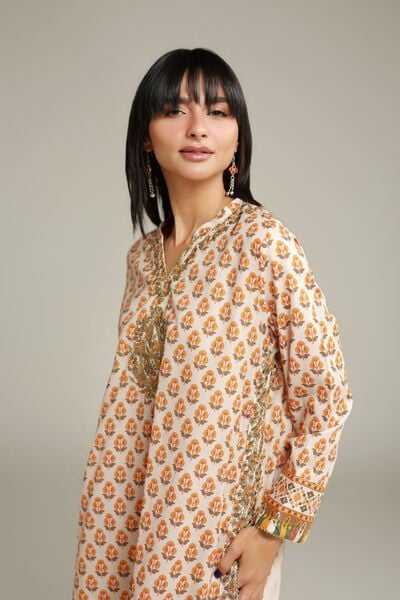 Embroidered | Cambric | Floral V-Neck Kurta | AED 130.00