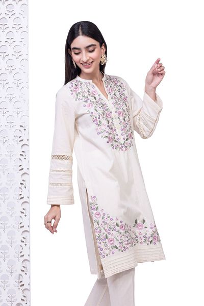  | Kurta | Embroidered | AED 70.00