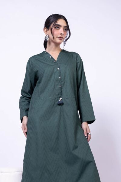 Dyed | Jacquard | Kurta | AED 120.00